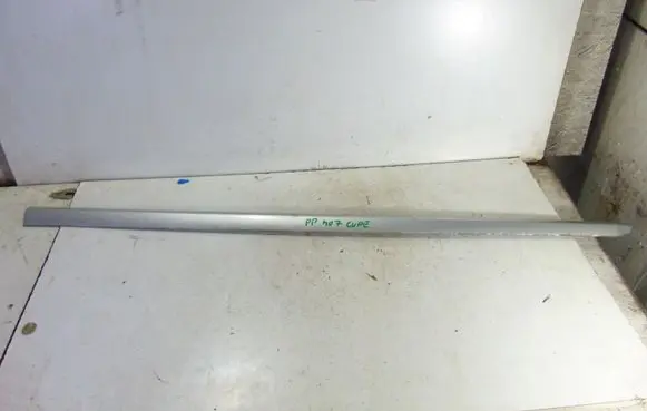 Peugeot 407 Front door trim (molding)