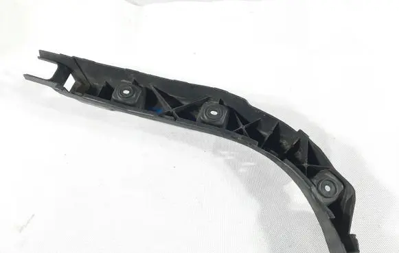 Seat Leon (1P) Rear bumper mounting bracket 1P0807864