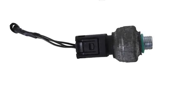 BMW 3 E92 E93 Air conditioning (A/C) pressure sensor 9141957