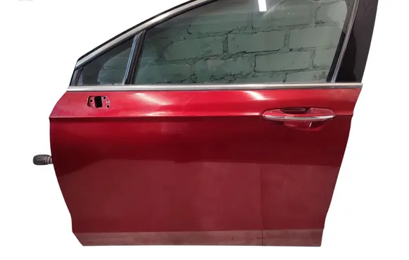 Ford Fusion II Front door 04318024