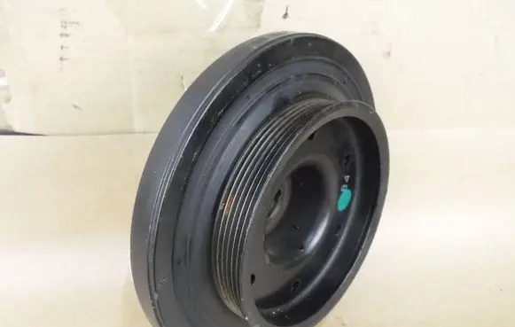 Mercedes-Benz E W211 Crankshaft pulley 6130300003