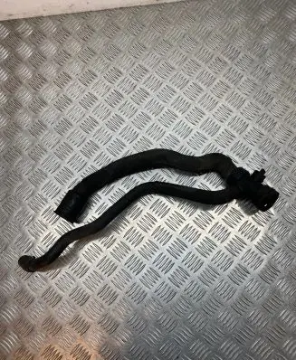Audi A4 S4 B7 8E 8H Engine coolant pipe/hose 8E0121049L