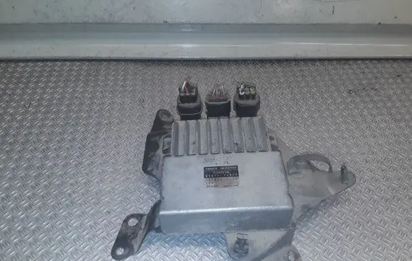 Lexus IS 220D-250-350 Fuel injection control unit/module 8987120070 1310001371