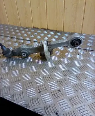 Front lower control arm/wishbone