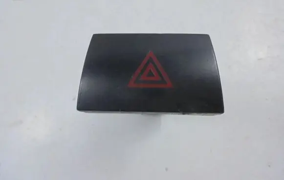 KIA Cerato Hazard light switch