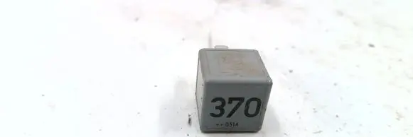Audi A4 S4 B5 8D Other relay 8D0951253 V23134J52X300