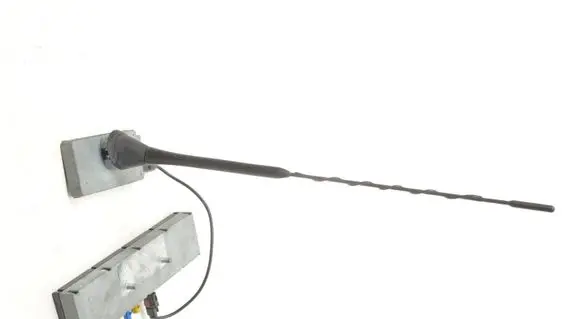 BMW Z4 E85 E86 Radio antenna 6913896