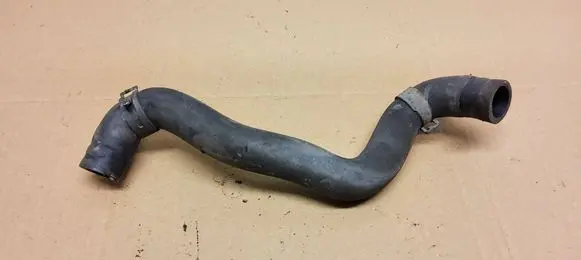 Volkswagen Transporter - Caravelle T5 Engine coolant pipe/hose 7H0121073F