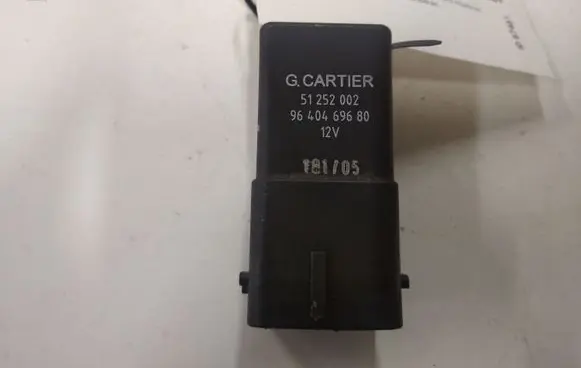 Citroen C5 Glow plug pre-heat relay 51252002 9640469680