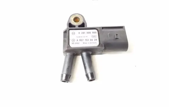 Infiniti Q30 Sensor A0071536028
