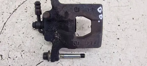 Nissan Juke I F15 Rear brake caliper
