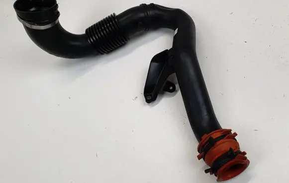 Jaguar F-Pace Intercooler hose/pipe GX639F876BC