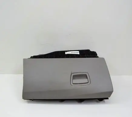 BMW 5 F10 F11 Glove box 9205978