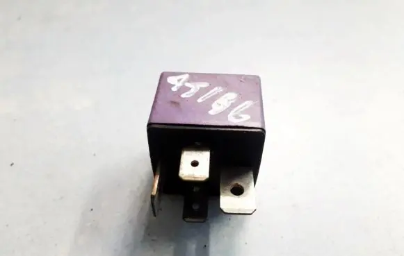 Renault Laguna I Other relay 12V50A03525