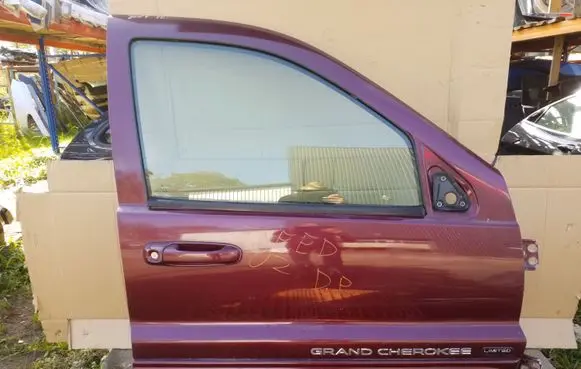 Jeep Grand Cherokee (WJ) Front door OEM