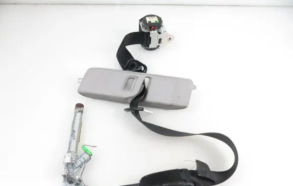 Opel Corsa D Front seatbelt 13225282