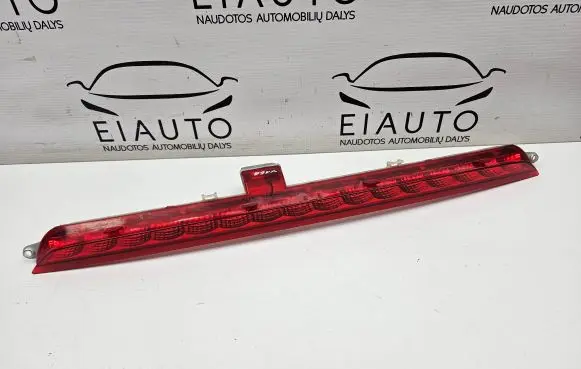 Mercedes-Benz GL X166 Third/center stoplight A1668200056
