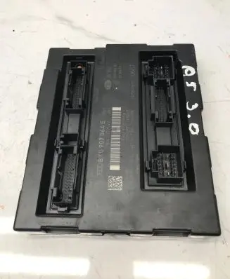 Audi A5 8T 8F Comfort/convenience module 8K0907064E 00002001