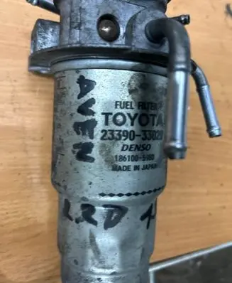 Toyota Avensis T250 Fuel filter bracket/mount holder 2339033020 1861005980