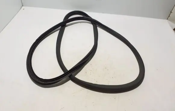 KIA EV6 Trunk rubber seal (body) 81761-CV000