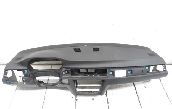 BMW 3 E90 E91 Dashboard 7075392 51457075392 5929206