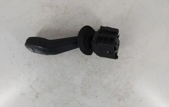 BMW 5 E34 Indicator stalk