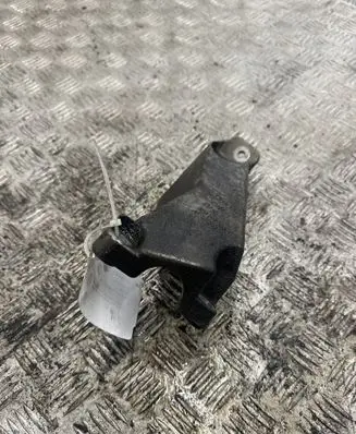 Audi A4 S4 B6 8E 8H Bracket in trunk/boot 