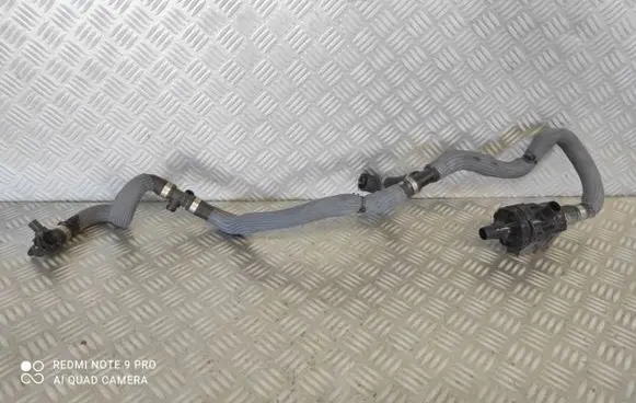 Thermostat/thermostat housing
