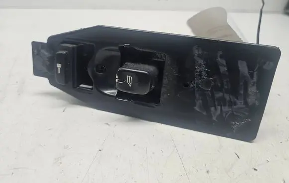 Volvo V70 Electric window control switch 30732817
