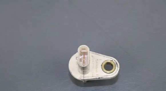 Chevrolet Cruze Camshaft position sensor 55566932