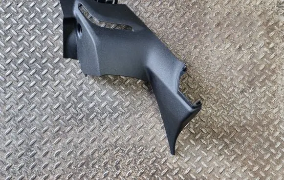 BMW 2 F44 (C) pillar trim 7475573