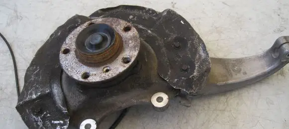 BMW 5 F10 F11 Front wheel hub 6775769