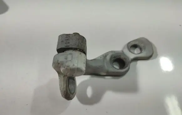 Ford Focus C-MAX Rear door lower hinge 