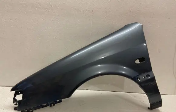 Volkswagen PASSAT B4 Fender