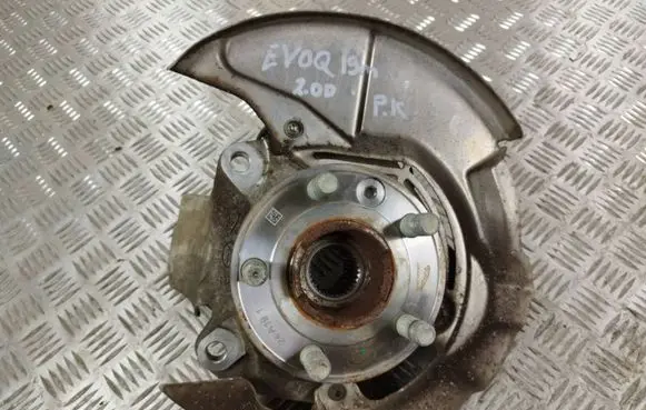 Land Rover Evoque II Front wheel hub 24A191