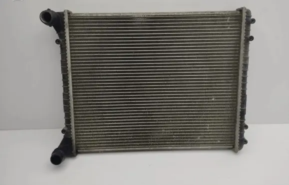 Audi A2 Coolant radiator 8Z0121251D