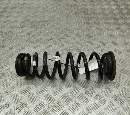 Hyundai Kona I Rear coil spring 55330K4000