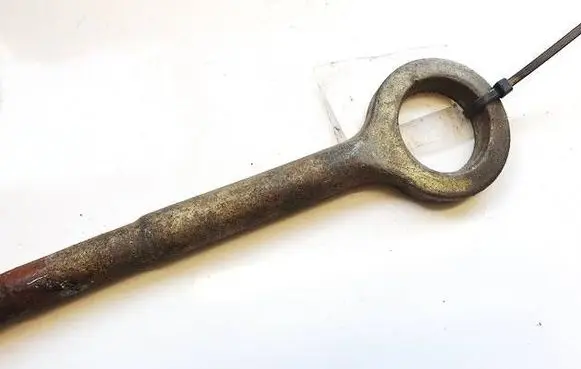 Renault Laguna I Towing hook eye