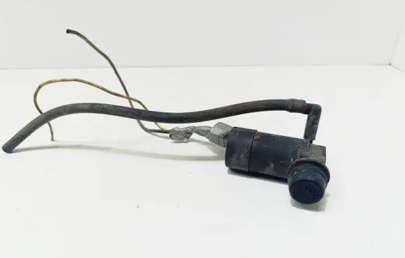 Ford Mondeo Mk III Windscreen/windshield washer pump 1S7117K624DD