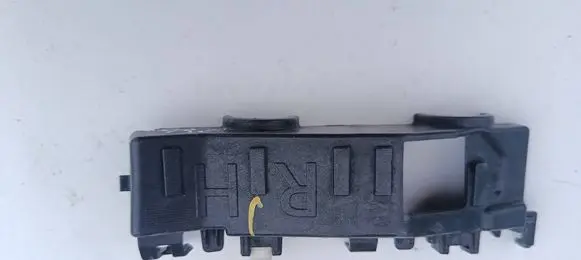 Hyundai Tucson TL Front bumper mounting bracket 86516D7000