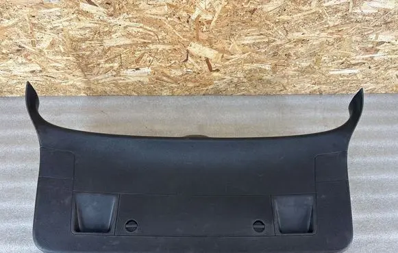 Volkswagen PASSAT B6 Tailgate trim 3C9867605D 3C9867605E