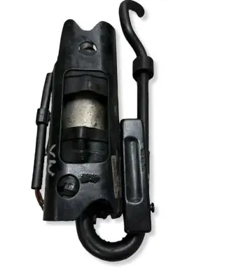 Volkswagen PASSAT B6 Fuel injection high pressure pump 1K0906355