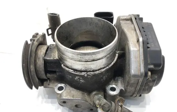 Volkswagen Bora Engine shut-off valve 06A133064H