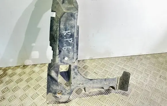 Subaru Outback Other under body part 42045YC000 42045AJ210