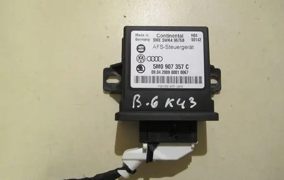 Volkswagen PASSAT B6 Light module LCM 5M0907357C