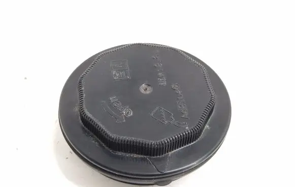 Peugeot 308 Adblue tank cap 9805343880