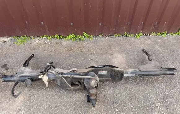 Volkswagen Touran III Tow bar set 5TA803880