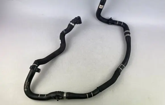 Mini One - Cooper F56 F55 Engine coolant pipe/hose 6832801