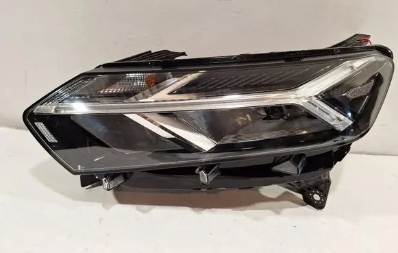 Dacia Sandero III Headlight/headlamp 260608545R