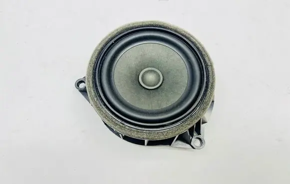 BMW X5 F15 Front door high frequency speaker 70671 9337807 18353410